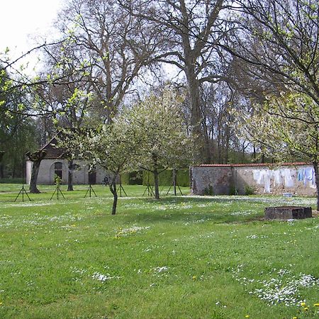 Le Chateau De Bressey & Son Orangerie Екстериор снимка