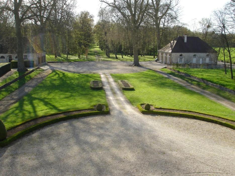 Le Chateau De Bressey & Son Orangerie Екстериор снимка