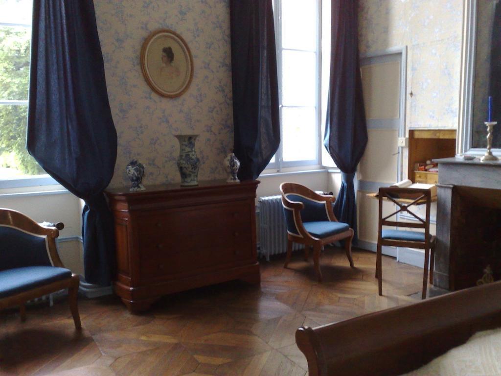 Le Chateau De Bressey & Son Orangerie Стая снимка